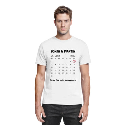Weiße baumwoll t shirt mit schwarzem gedrucktem oktober 2022 kalender und wunschtext sonja und martin dieser tag bleibt unvergessen