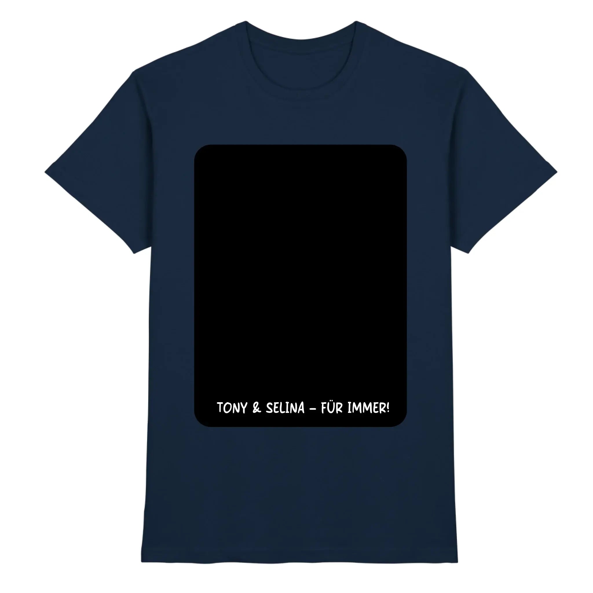 Marine blaue baumwollt shirt mit schwarzem rechteck und weißem text tony selina für immer statement collection