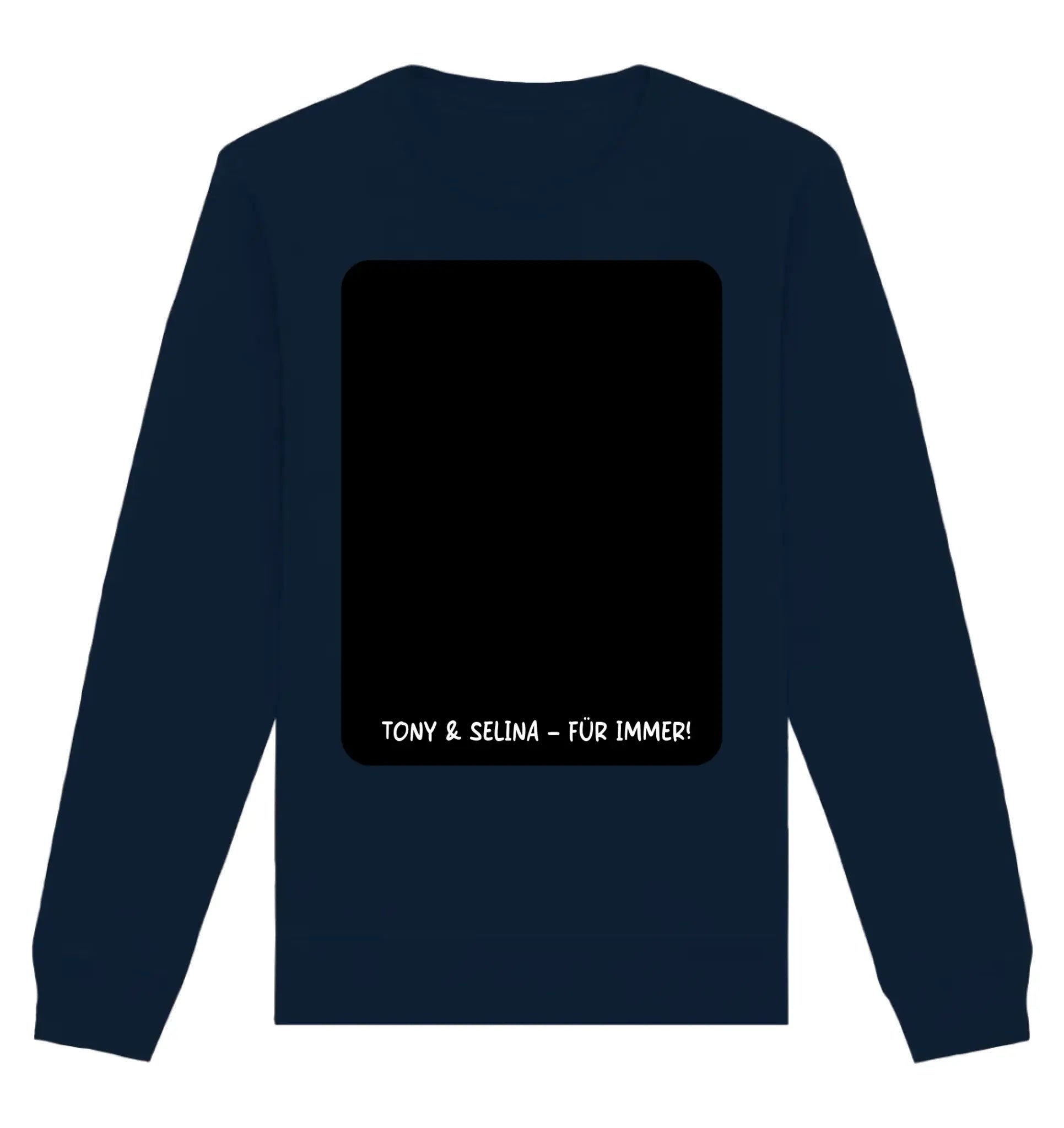 Navyblaue langarm sweatshirt rückseite mit schwarzem rechteck patch und weißem text tony & selina für immer