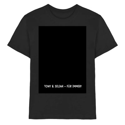 Schwarzes baumwoll-t-shirt mit großem viereckigem rahmen und weißem text tony & selina für immer unten
