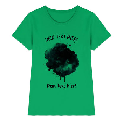 Grünes damen t-shirt mit schwarzem aquarell tinten spritzer und placeholder text aus der statement collection