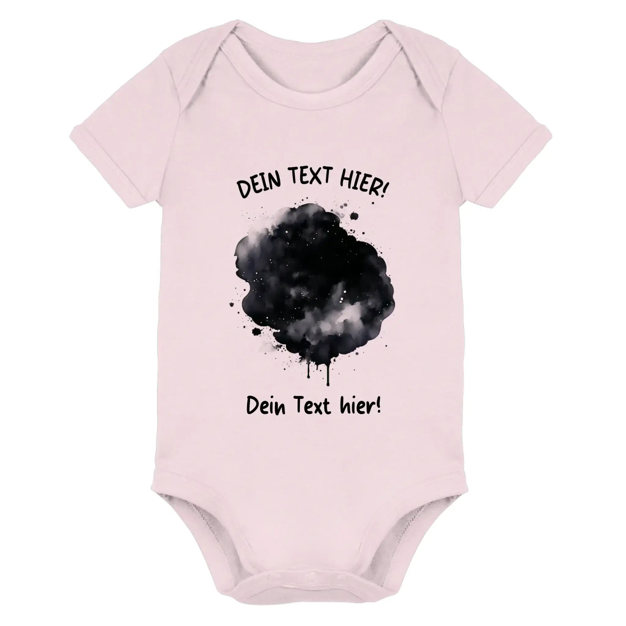 Ein weicher rosa babystrampler mit schwarzem aquarellspritzdesign und deutschem platzhaltertext aus der statement-collection