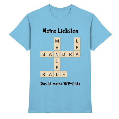 Leichter hellblauer baumwoll t shirt mit kreuzworträtsel motiv und holzbuchstaben meine liebsten vip liste