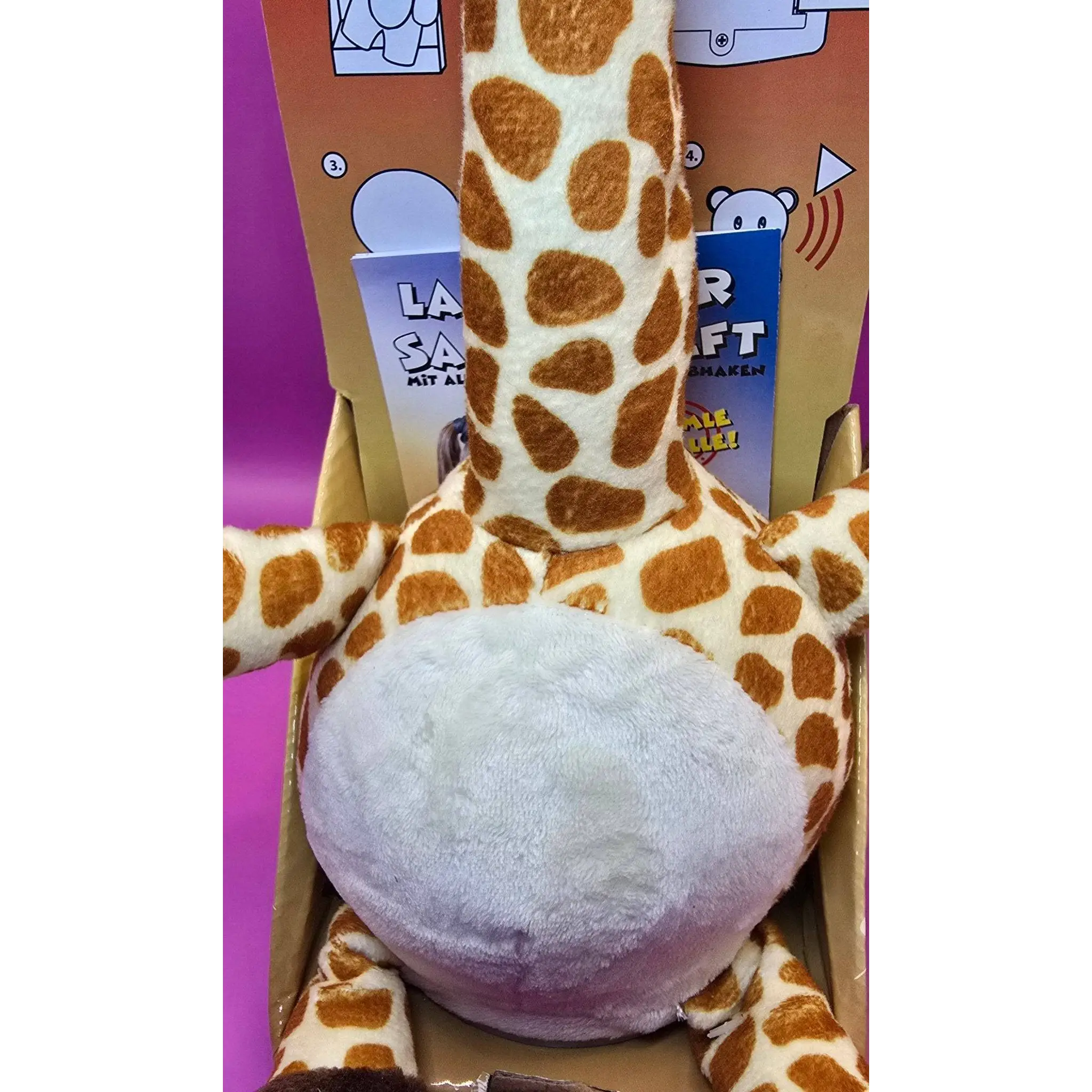 Lustige Laber-Giraffe GERTRUD, die alles nachplappert • tanzender Hals • inkl. Batterien • 9x30 cm • Labertiere