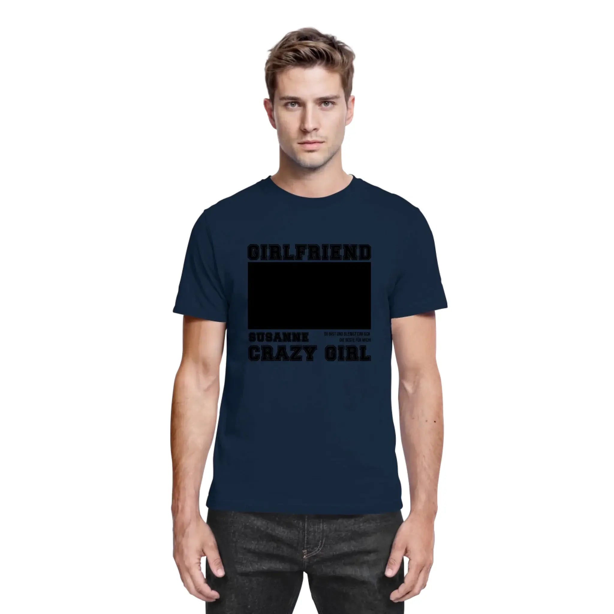 Navyblaues baumwoll t-shirt mit schwarzem text und leerem rechteck vorne personalisiert aus statement collection