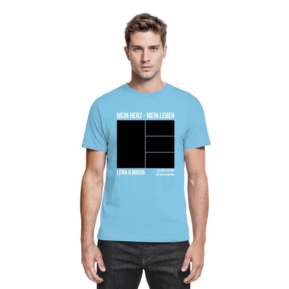 Hellblaues baumwoll t-shirt mit schwarzem motiv und weißem text mein herz mein leben lena und micha personalisiert