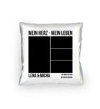 Weißes dekoratives kissen mit schwarzem textdruck und bilderrahmen personalisiert aus der statement-collection