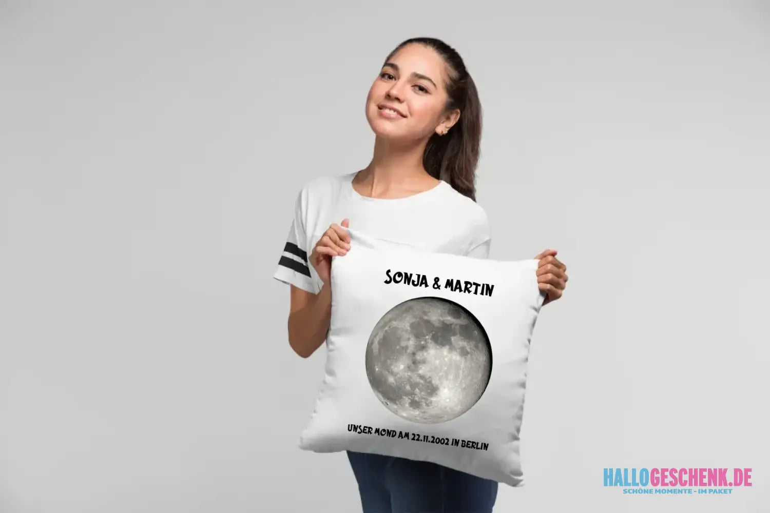 pillow-mockup-of-a-woman-at-a-studio-23674