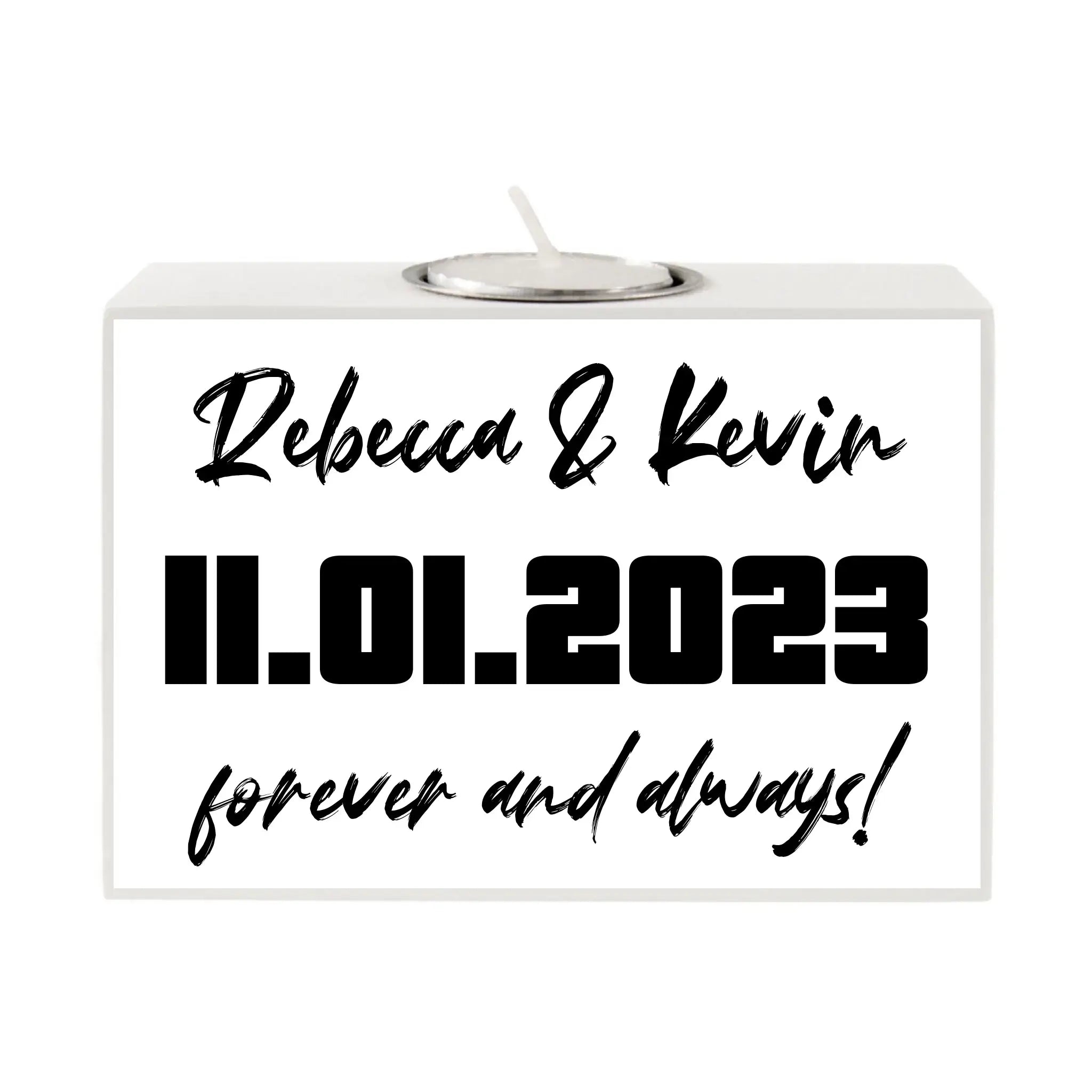 Weißes rechteckiges motiv-teelichthalter aus keramik mit silberner teelichtfassung und schwarzer gravur rebecca & kevin 11.01.2023 forever and always