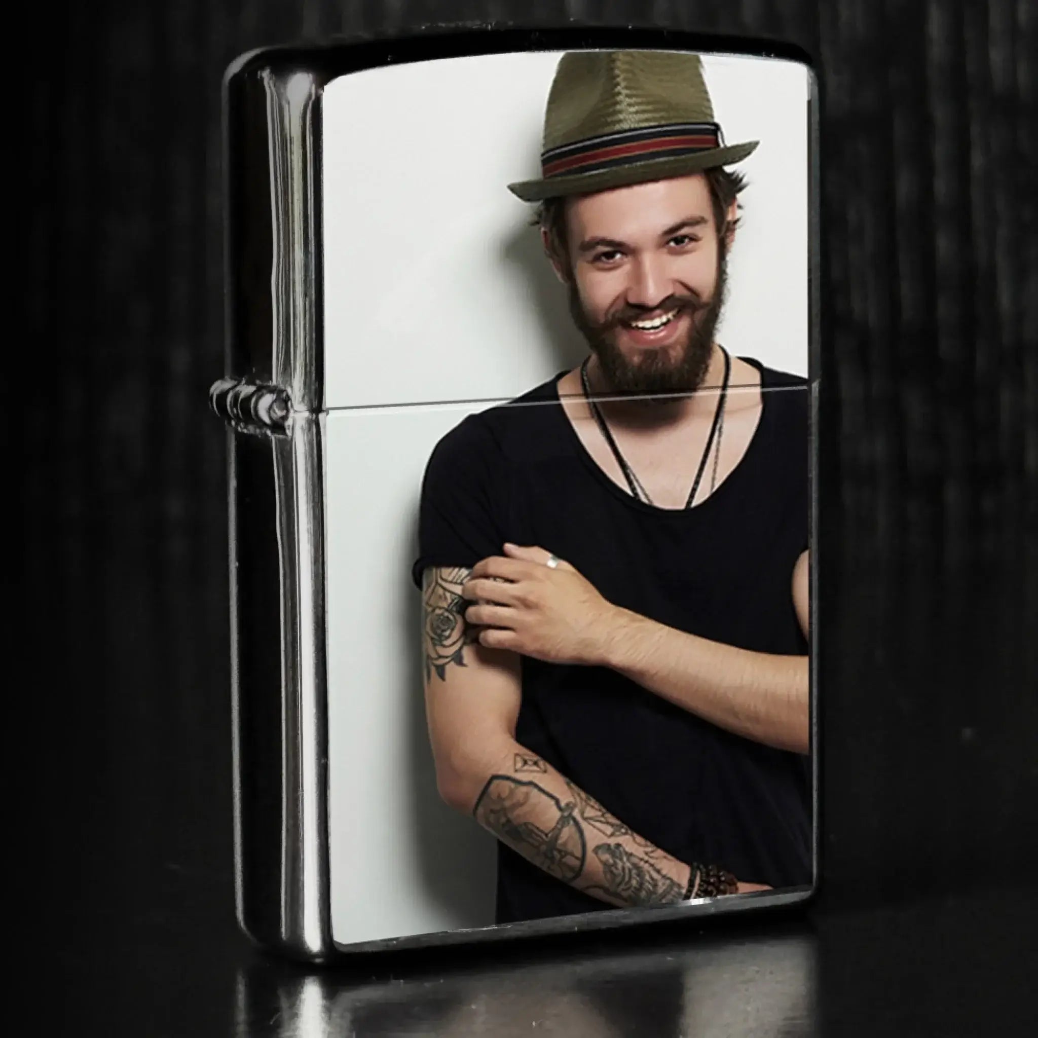 3_865117 (1)