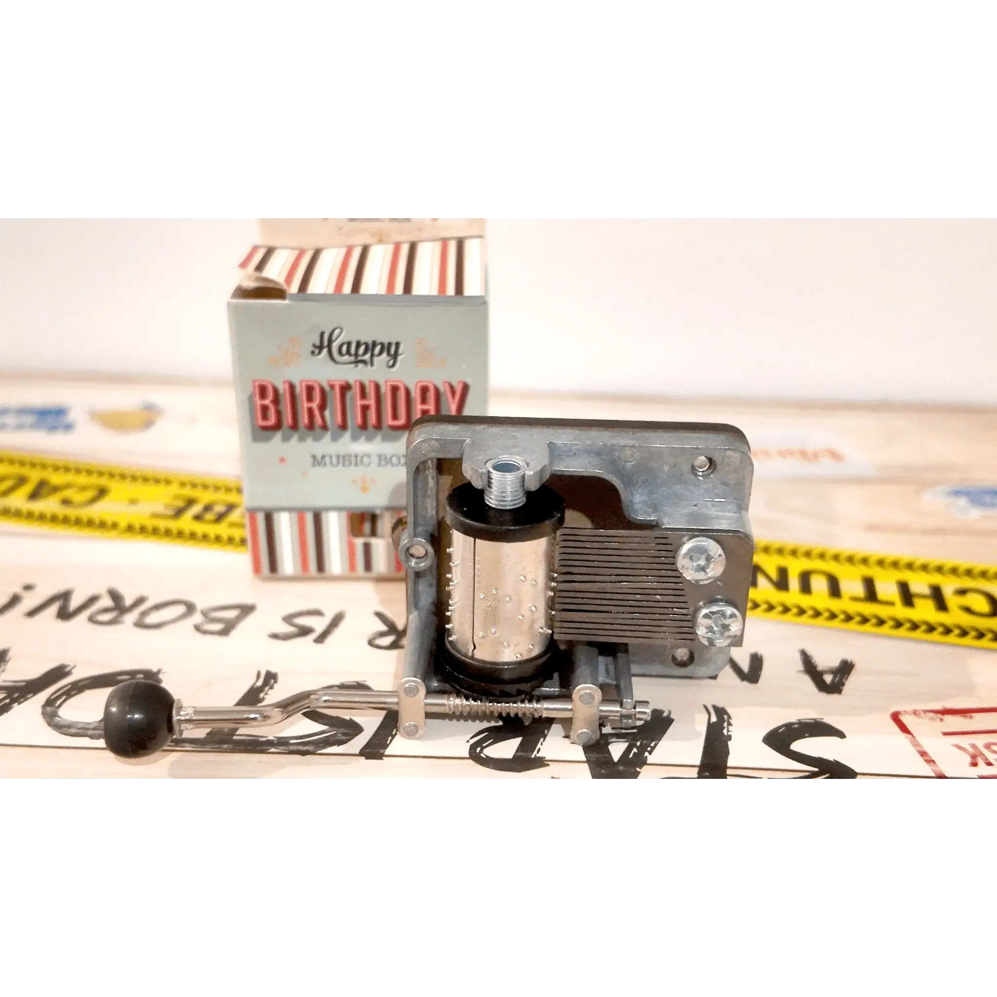 Musikbox zum Geburtstag • Happy Birthday • ca. 4 x 5 cm Spieluhr