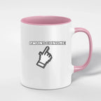 Weiße keramiktasse mit pinkem griff und innenseite, pixeliger zeigefinger, personalisierbar, spülmaschinenfest