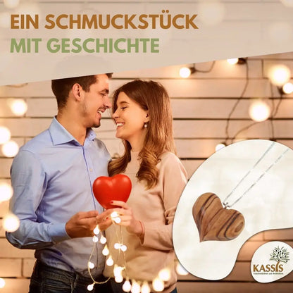 Olivenholz Herz mit silberner Halskette