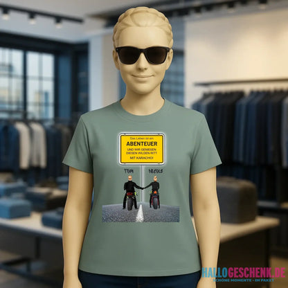 Ortsschild-Designer mit Motorrad-Couple • Ladies Premium T-Shirt XS-2XL aus Bio-Baumwolle für Damen