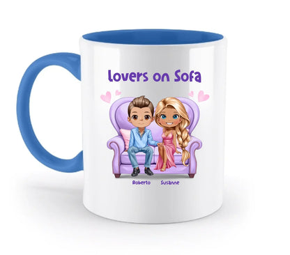Paar-Design: Lovers on Sofa mit Geschlechtswahl • (2-4 personalisierbare Figuren) - Zweifarbige Tasse / Blue / 330ml