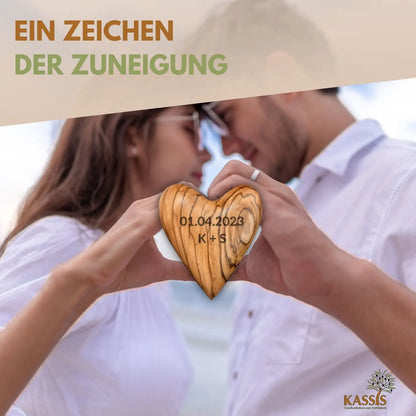 Personalisiertes Olivenholz Herz Handschmeichler mit Gravur - Herz