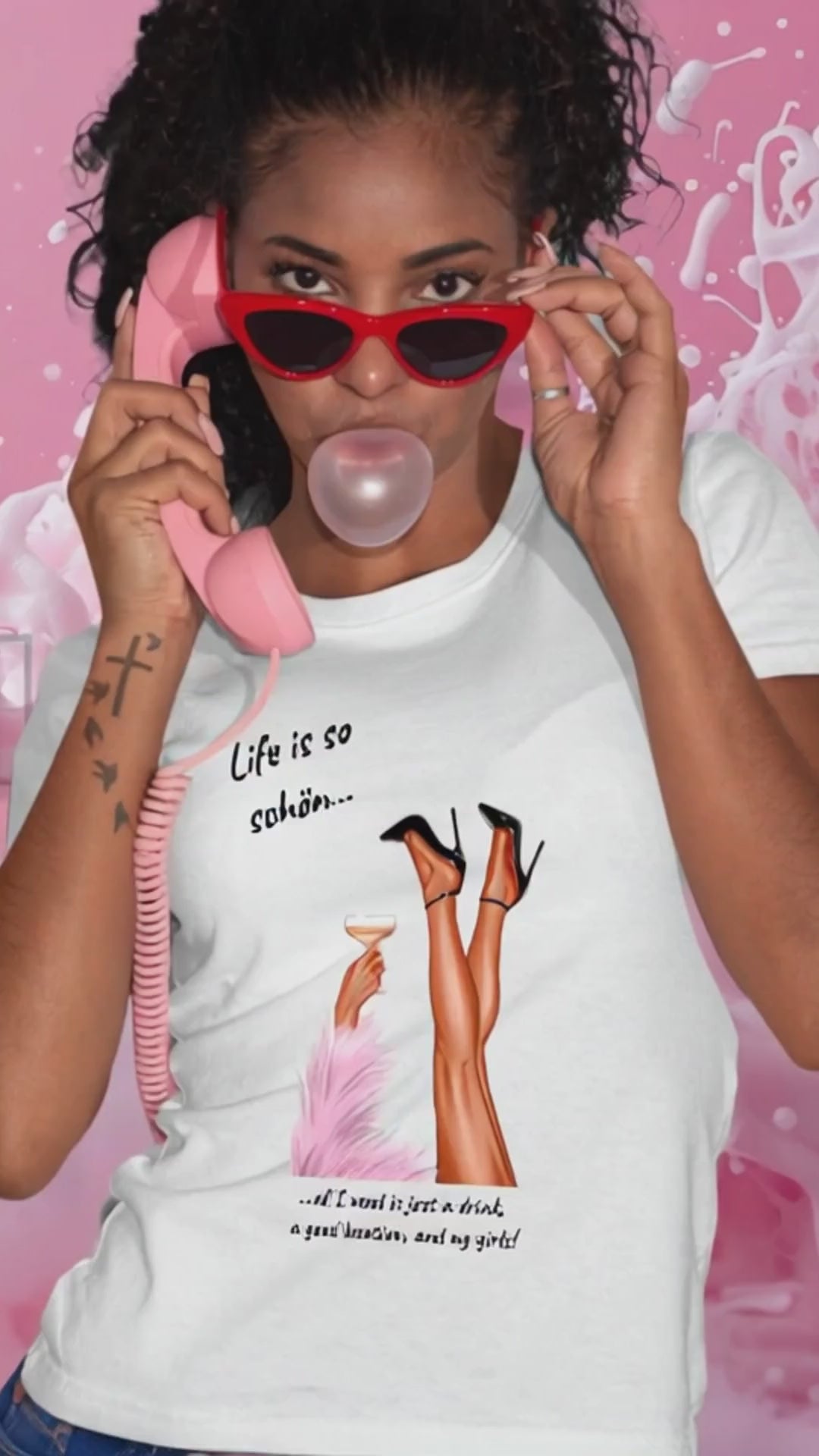 Video laden: Party Legs (personalisierbar) - Ladies Premium T-Shirt XS-2XL aus Bio-Baumwolle für Damen