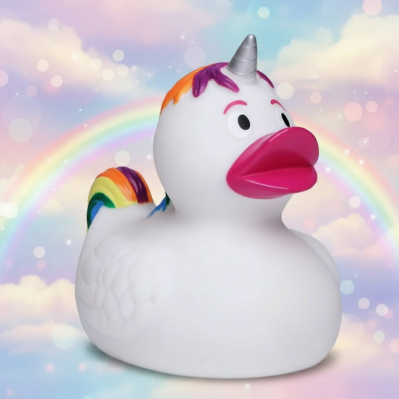 Regenbogen einhorn bunt quietsche-ente mit silberhorn weiße gummiente mit regenbogenmähne und rosa schnabel