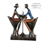 Bronze kunstharz skulptur paar table for two mit mann und frau die wasser zum tisch sprühen 25x21x8 cm