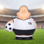 Ein fröhlicher cartoon fußballspieler anti-stress-quetsch-figur in weißem trikot mit nummer 10 und fußball