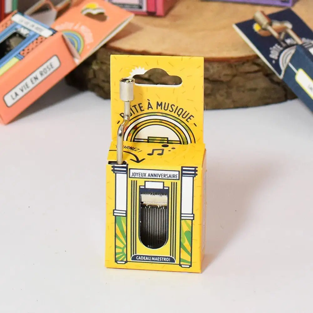 Spieluhr „Alles Gute zum Geburtstag“.