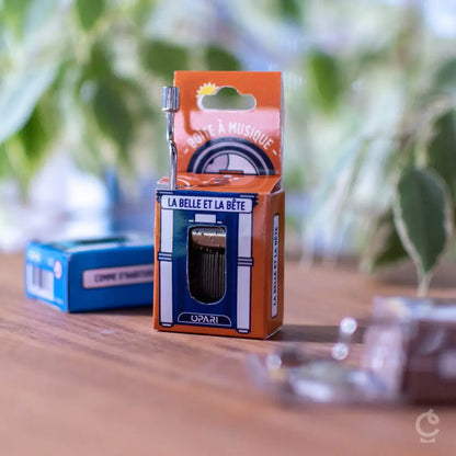 Spieluhr „Die Schöne und das Biest“.