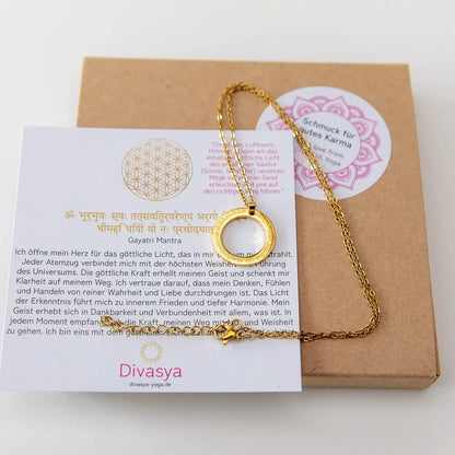 Spirituelle Kette | vergoldet | Gayatri Mantra Gravur