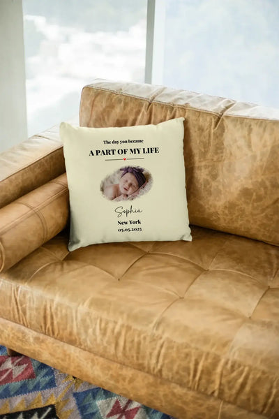 mockup-of-a-square-pillow-sitting-on-a-leather-couch-23551