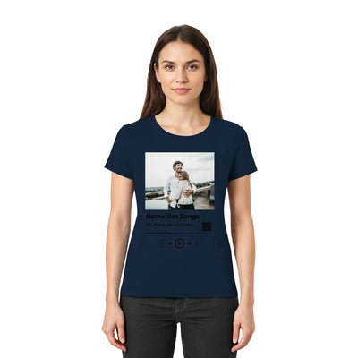 Navyblaue damen t shirt mit spotify fotomotiv print couple auf musik player interface mit wunschtext