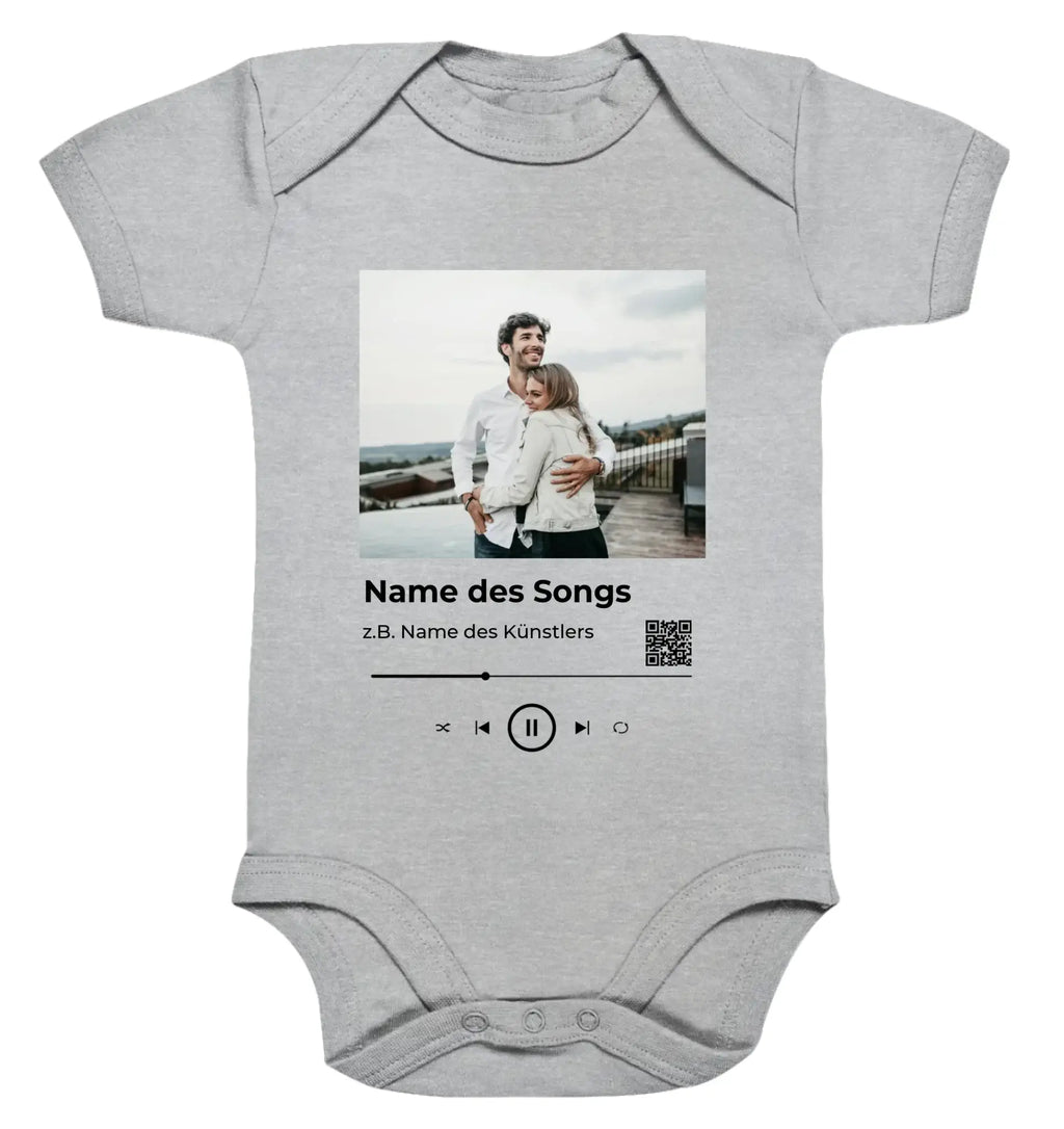 HalloGeschenk.de front-organic-baby-bodysuit-cacfd5-1116x
