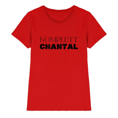 Eine rote damen t shirt mit kurzen ärmeln und dem text komplett chantal in fetter schwarzer schrift aus der statement collection