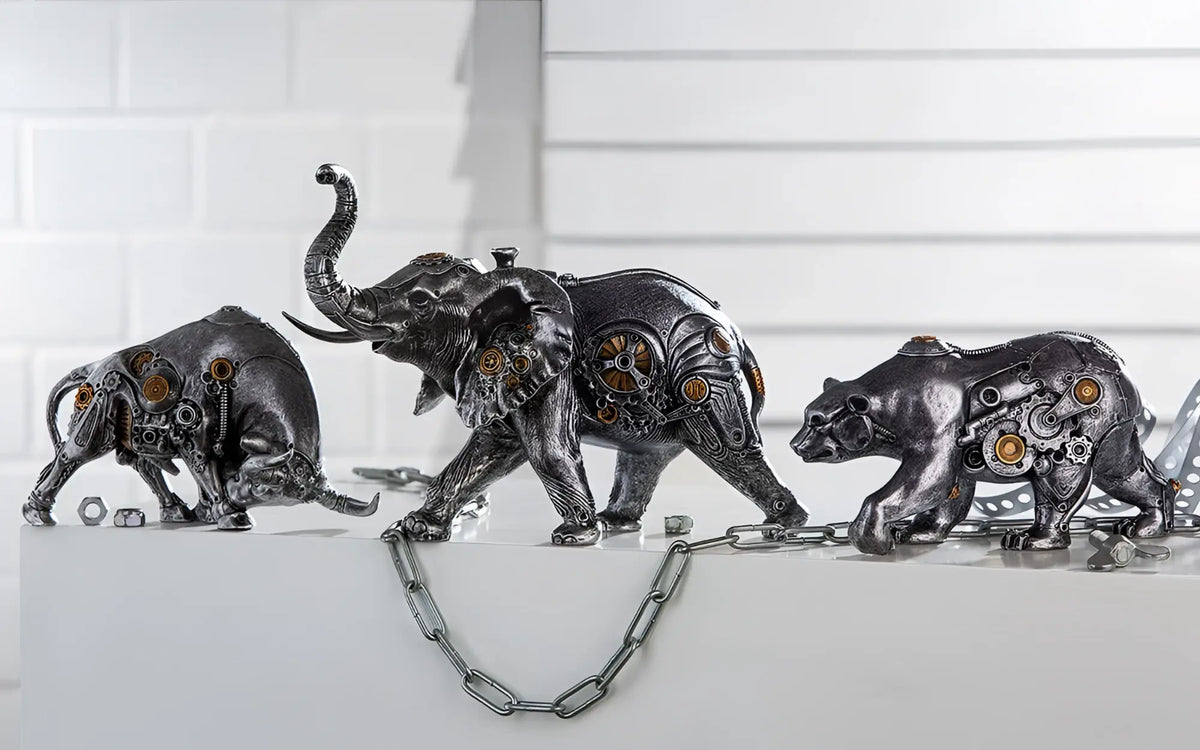 Steampunk figur elefant aus silbernem kunstharz mit detaillierter mechanischer gearwork und kettenglied design