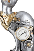 Steampunk katzenfigur aus kunstharz silberfarben mit messing zahnrad und rundem analoguhr gesicht 30x20x7 cm