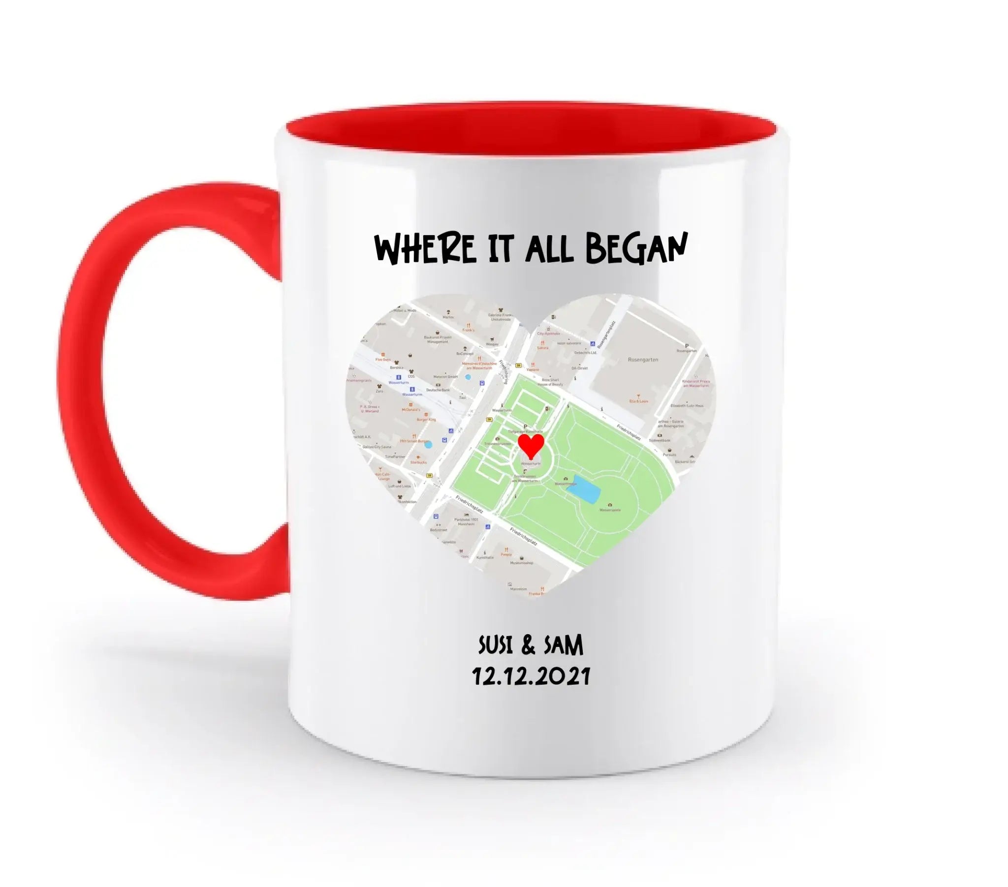 Weiße keramikmug mit rotem innenraum und griff, herzförmige straßenkarte als motiv aus der statement-collection