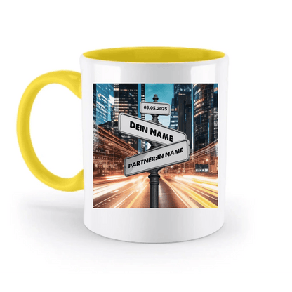 Straßenschild Datum + Wunschtext diverse Hintergründe personalisiert • zweifarbige Tasse spülmaschinenfest