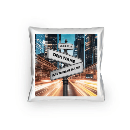 Straßenschild Datum + Wunschtext diverse Hintergründe personalisiert • Kissen 40x40 cm