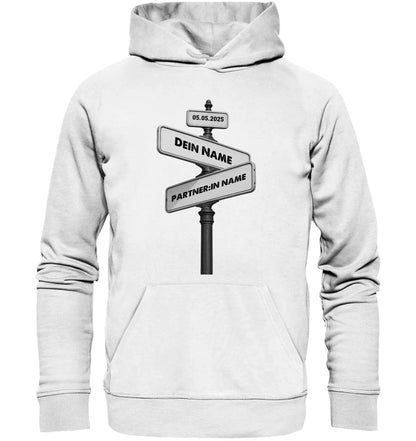 Straßenschild Wegweiser • mehrere Artikel • ’Statement-Collection’ • Wunschtext • Mein Motiv - Unisex Hoodie • Bio