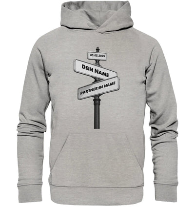 Heathergrauer kapuzenpullover mit schwarzer weißer straßenschild-grafik und individuellem wunschtext