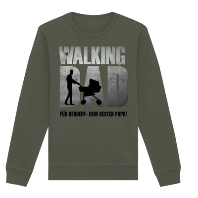 Olivegrüner langarm Sweatshirt mit the walking dad motiv und mann der kinderwagen schiebt perfekt als vatertagsgeschenk