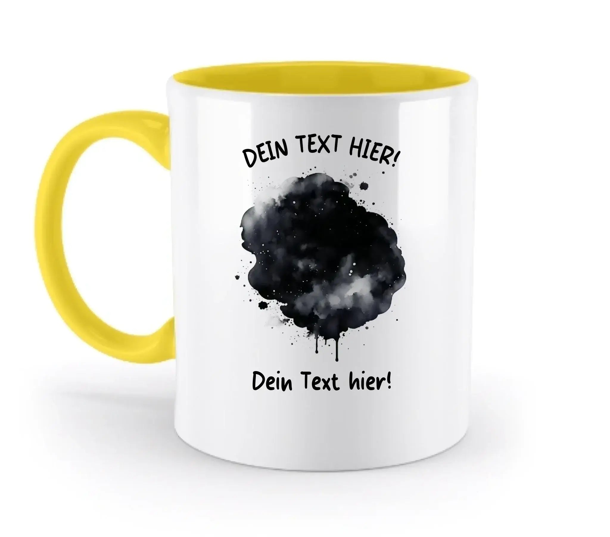 Weiße keramiktasse mit gelbem griff und innen mit schwarzem aquarellspritzer und deutschem platzhaltertext