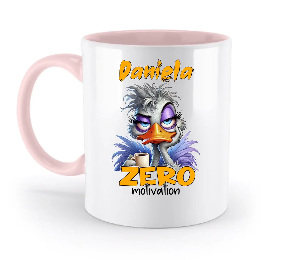 Weiße keramik tasse mit pinkem griff und innen motiv ostrich coffee und text daniela zero motivation spülmaschinenfest personalisierbar