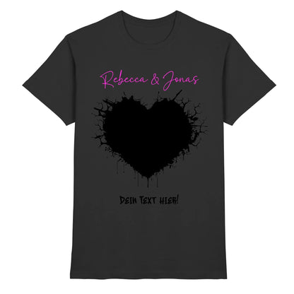 Schwarzes baumwoll t shirt mit auffälligem schwarzen herz und pinkem rebecca & jonas schriftzug wildes herz statement collection
